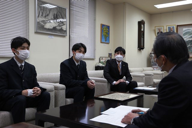 左から大平さん、池田さん、永江教頭