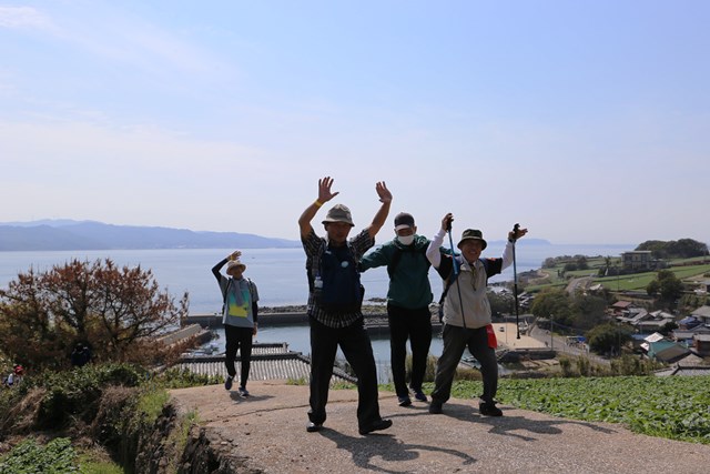 (HP19)坂を登り切っても元気ですIMG_6502 - コピー