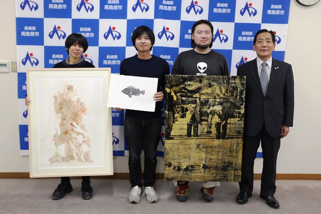 左から霧生さん、田中さん、海野さん、松本市長
