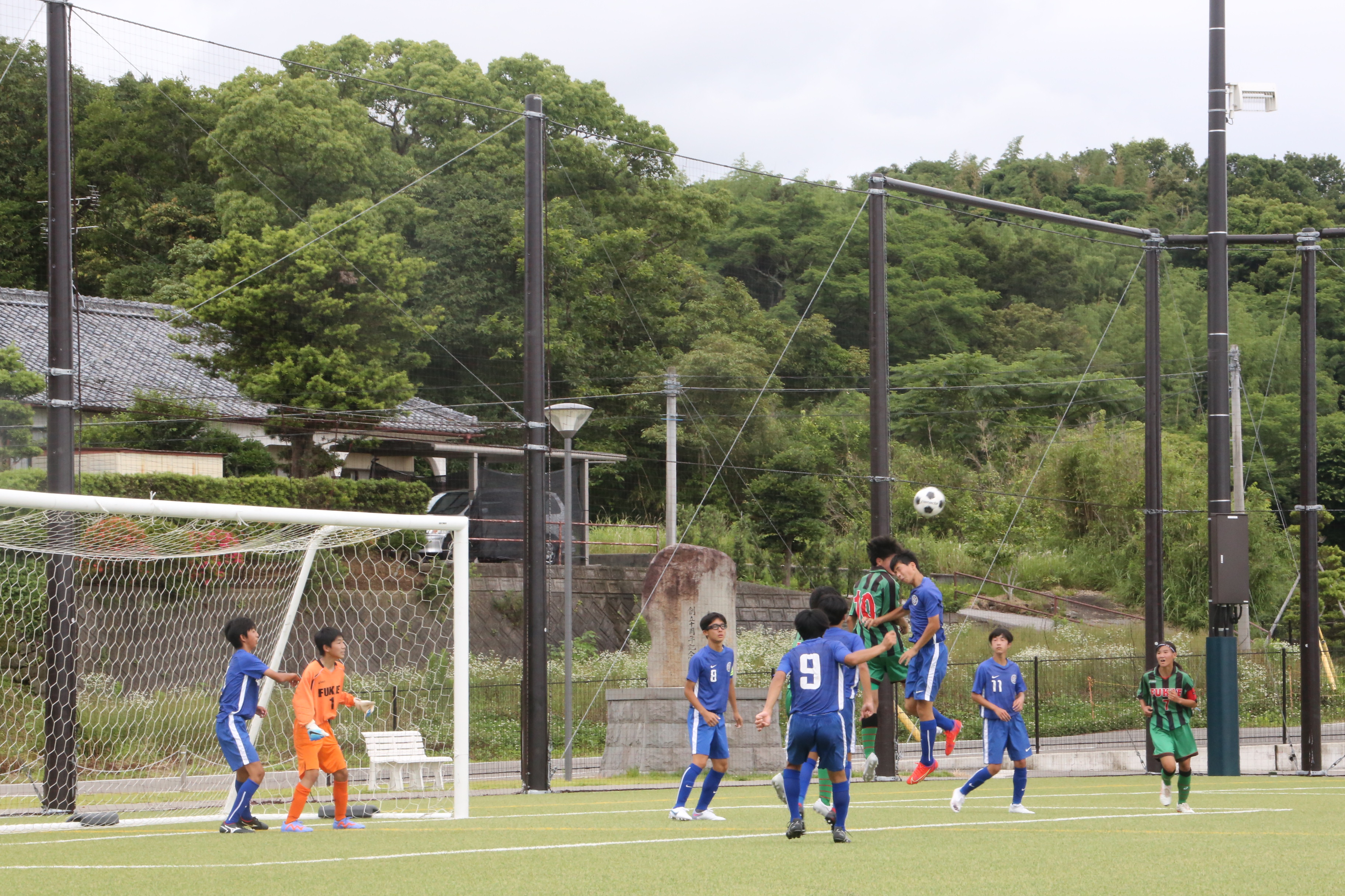 サッカー