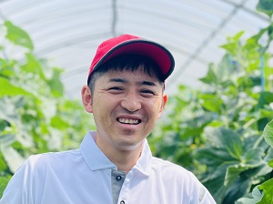 プロフィール