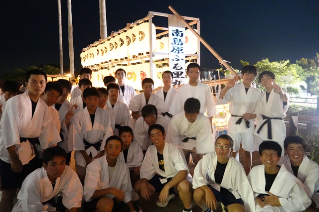 夜を彩る精霊船と花火 / 長崎県南島原市公式ホームページ 夜を彩る精霊船と花火 / 長崎県南島原市公式ホームページ
