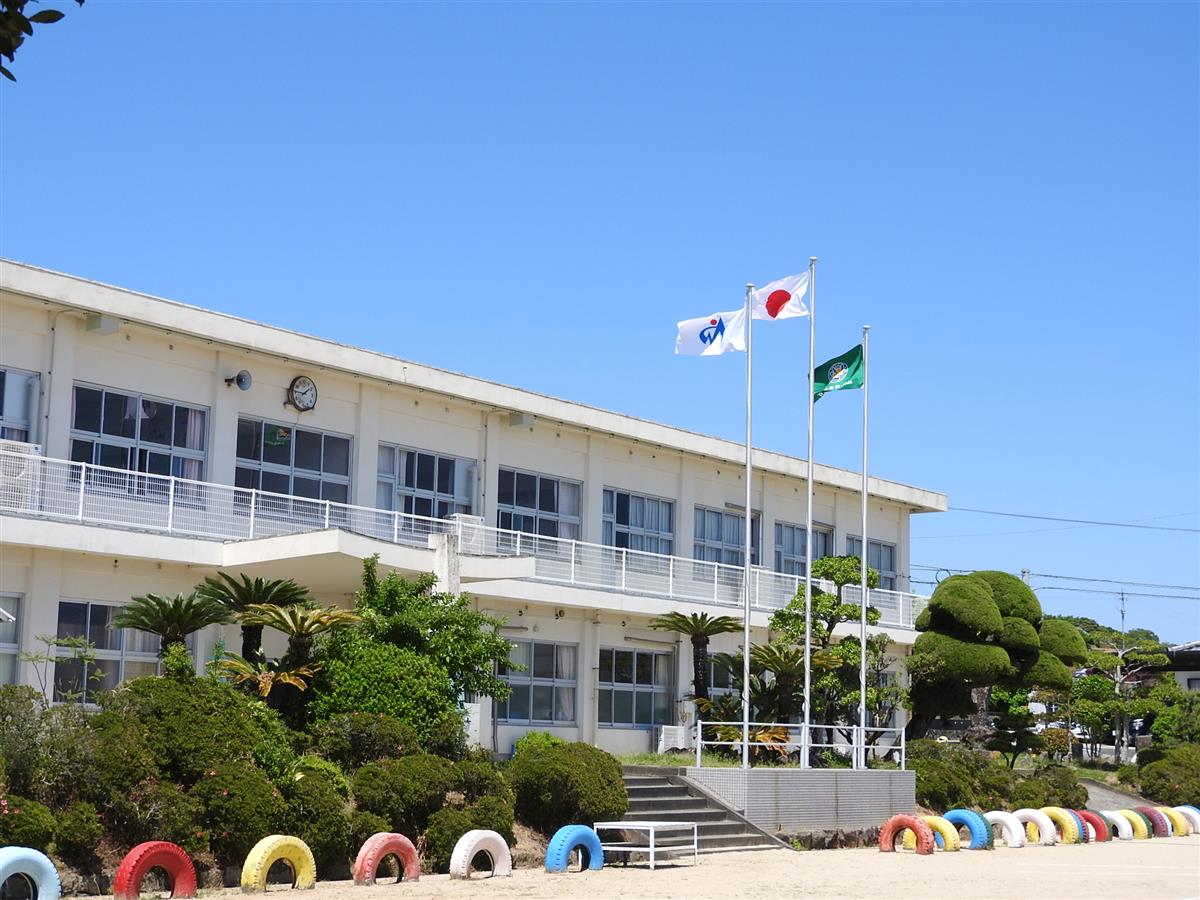 野田小学校の学び舎