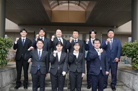 R7新規採用職員写真