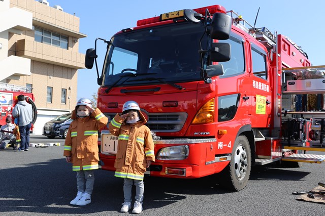 消防車と記念撮影