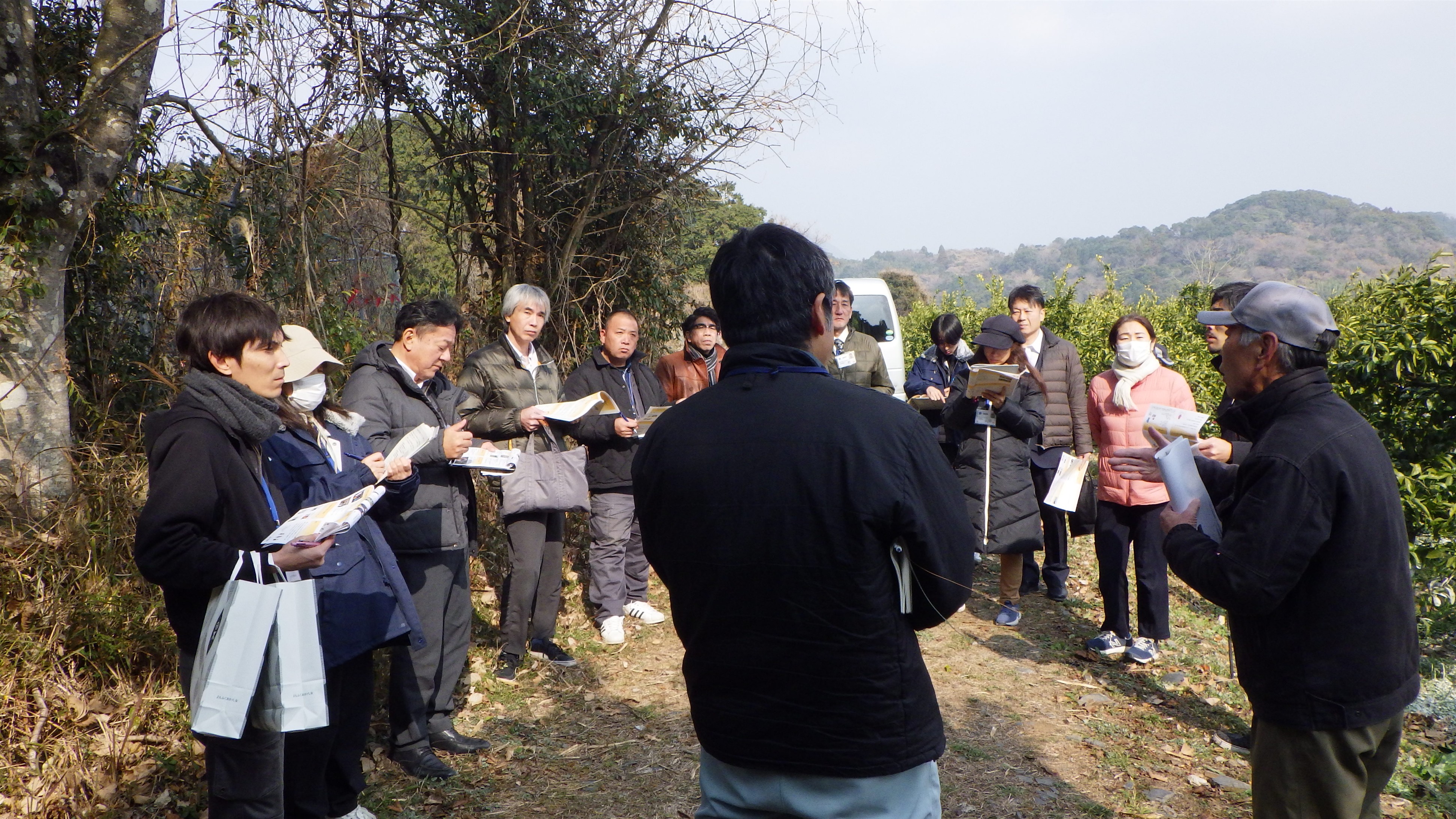 八女地区農業振興推進協議会の皆様の視察の様子