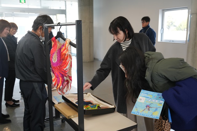 （HP2）金メダルなどの展示DSC02306 - コピー