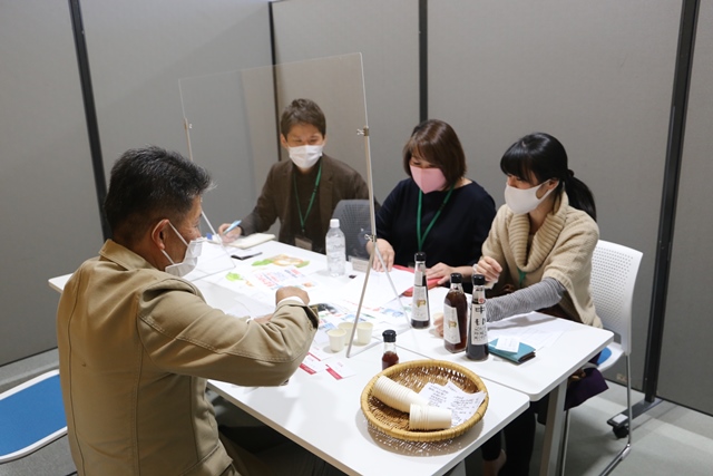 商談の様子2 商談の様子2