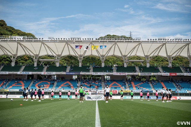 ボールパーソンを務めた西有家中学校サッカー部生徒の皆さん